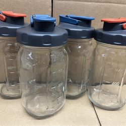 4 pcs 800ml wide mouth glass jars  with 4 rousable flip cap lids