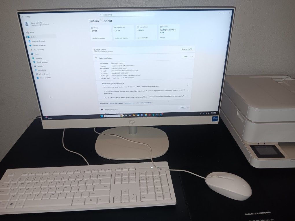 Hp Desktop / Touchscreen / Almost New Out The Box