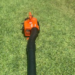 ECHO
170 MPH 453 CFM 25.4 cc Gas 2-Stroke Handheld Leaf Blower
