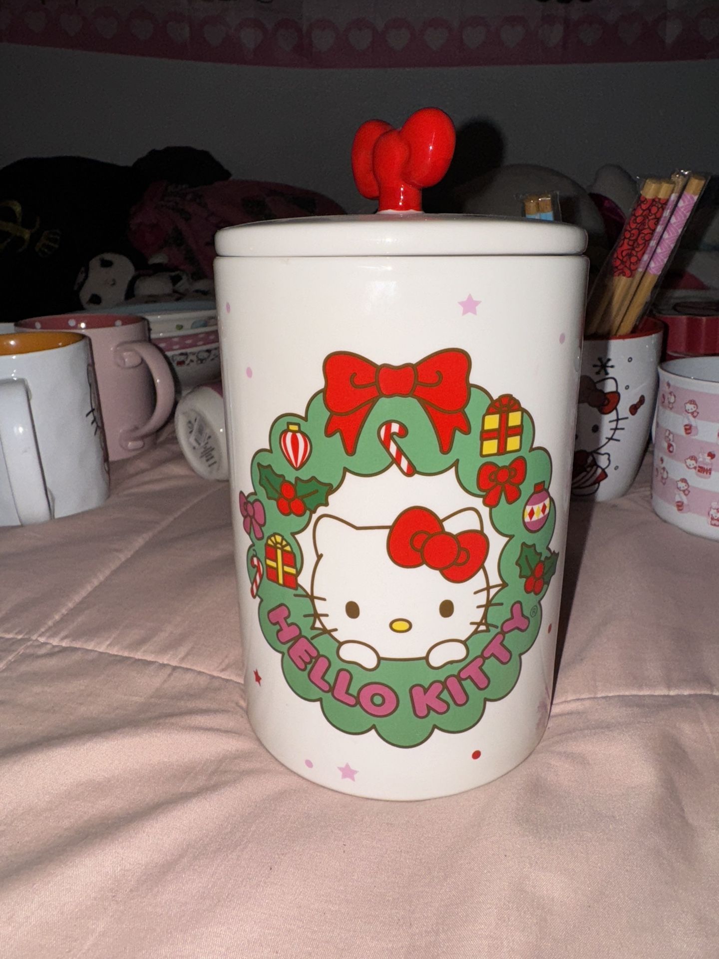 hello kitty cookie jar
