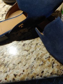 Tory Burch Carlotta BlUE Suede Leather Mule Loafers Slides Shoes Size US 5  PREOWNED Tory Burch for Sale in Glendale, AZ - OfferUp