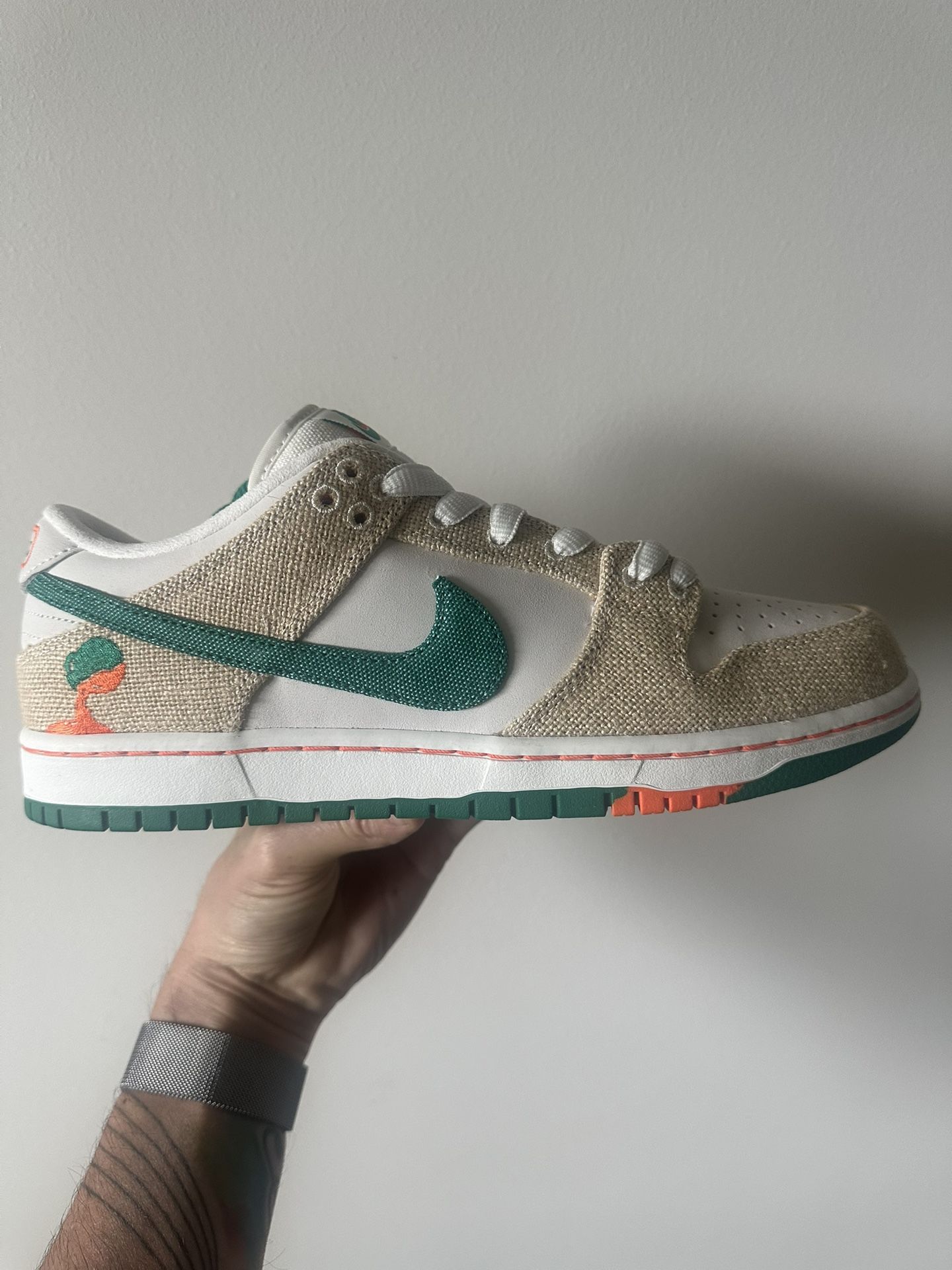 Nike SB Jarritos (Family & Friends Collection)