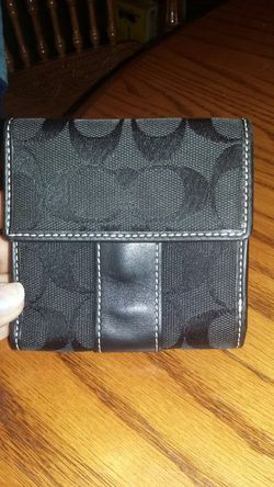 Coach Key Pouch for Sale in Houston, TX - OfferUp