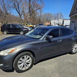 2011 INFINITI M37X
