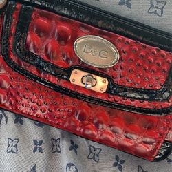 Large D&C Wallet 