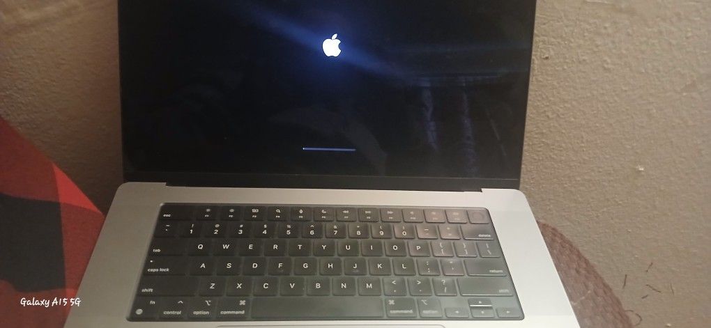 Macbook Pro Model. A2485
