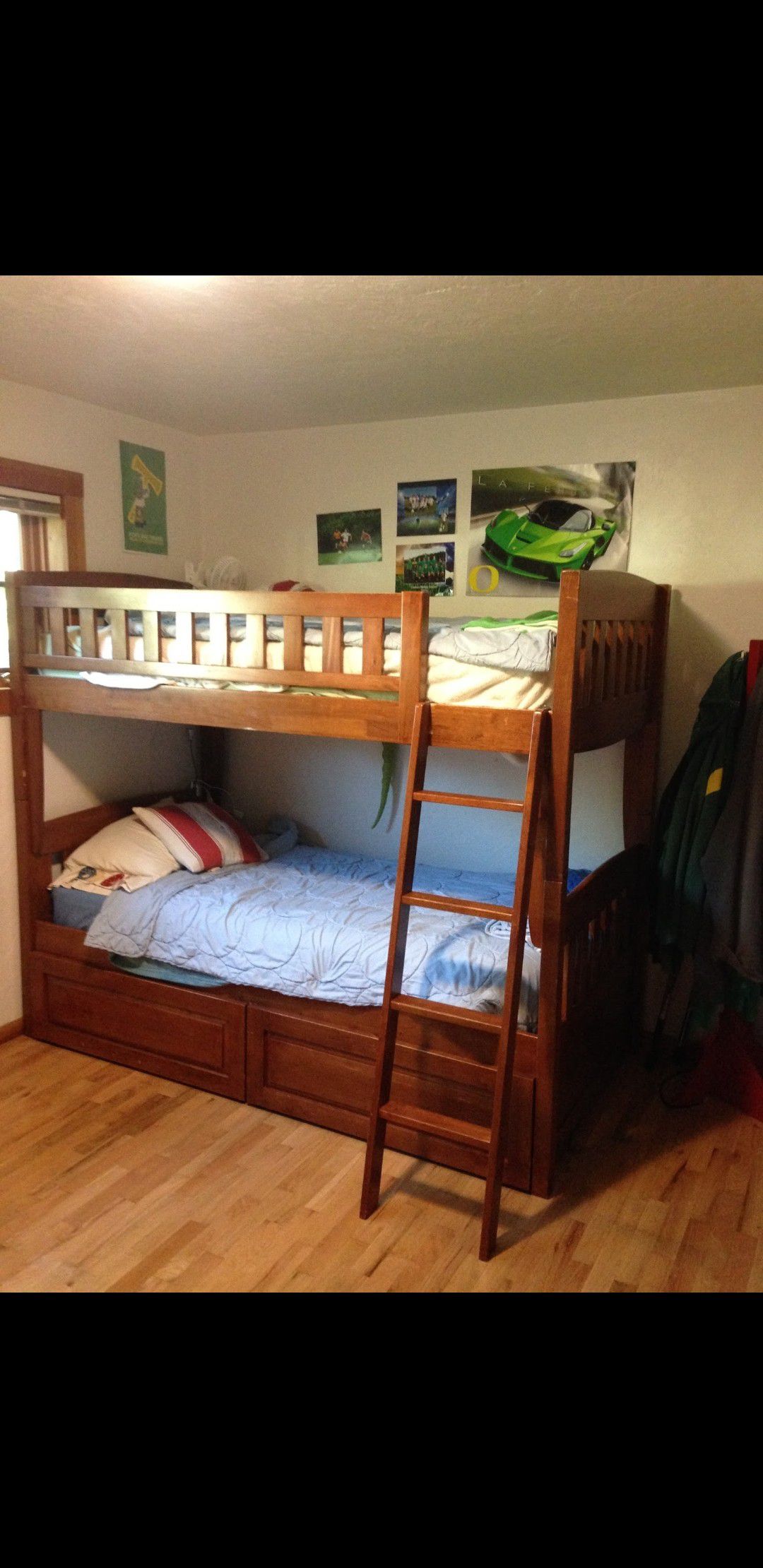 Night and day twin bunkbeds with storage drawers