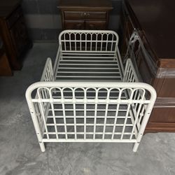 Kids Bed With Mattress