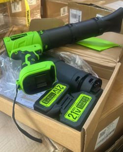 Leaf blower