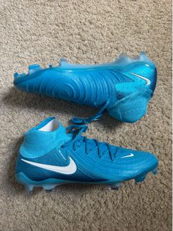 Nike Men’s Phantom Luna 2 Elite High-Top Soccer Cleats