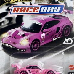 Hot wheels porsche 911 chase