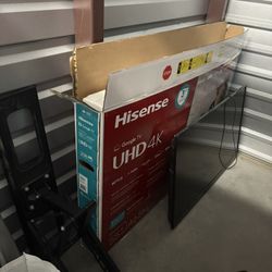 2 Smart TVs