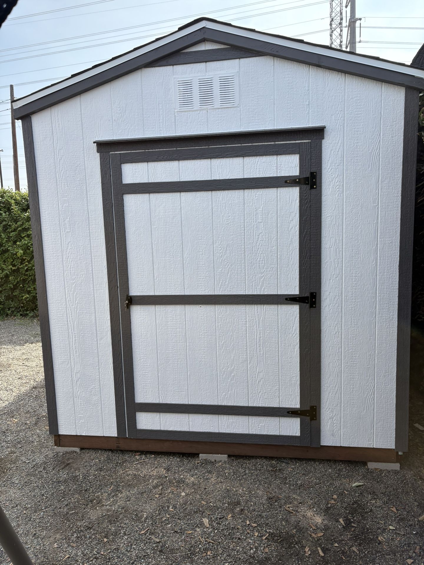 Shed 8x15x8