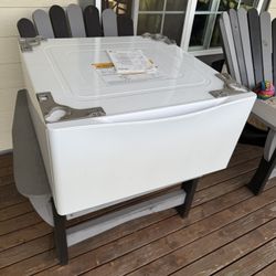 LG wash Machine Pedestal 