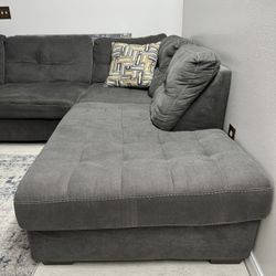 Sectional Sofa