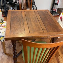 Brand New Solid Oak kitchen table 