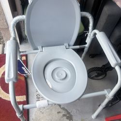 Potty chair, brand new, never used