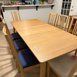 Table With Leaf And 8 Chairs 