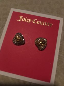 Juicy couture heart earrings color gold with tiny rims stones