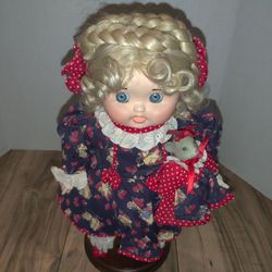 1995 Goebel  "Happy Dingle"  Limited Edition Dolly Dingle Doll Musical