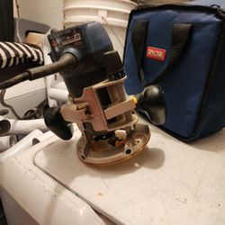 Ryobi 1-1/2 Peak Fixed Base Corded Router