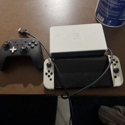 Nintendo Switch White Edition 