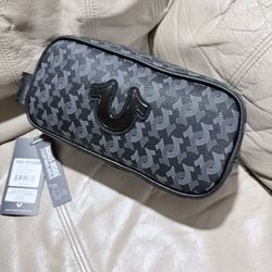 True Religion Men Travel Accessories 