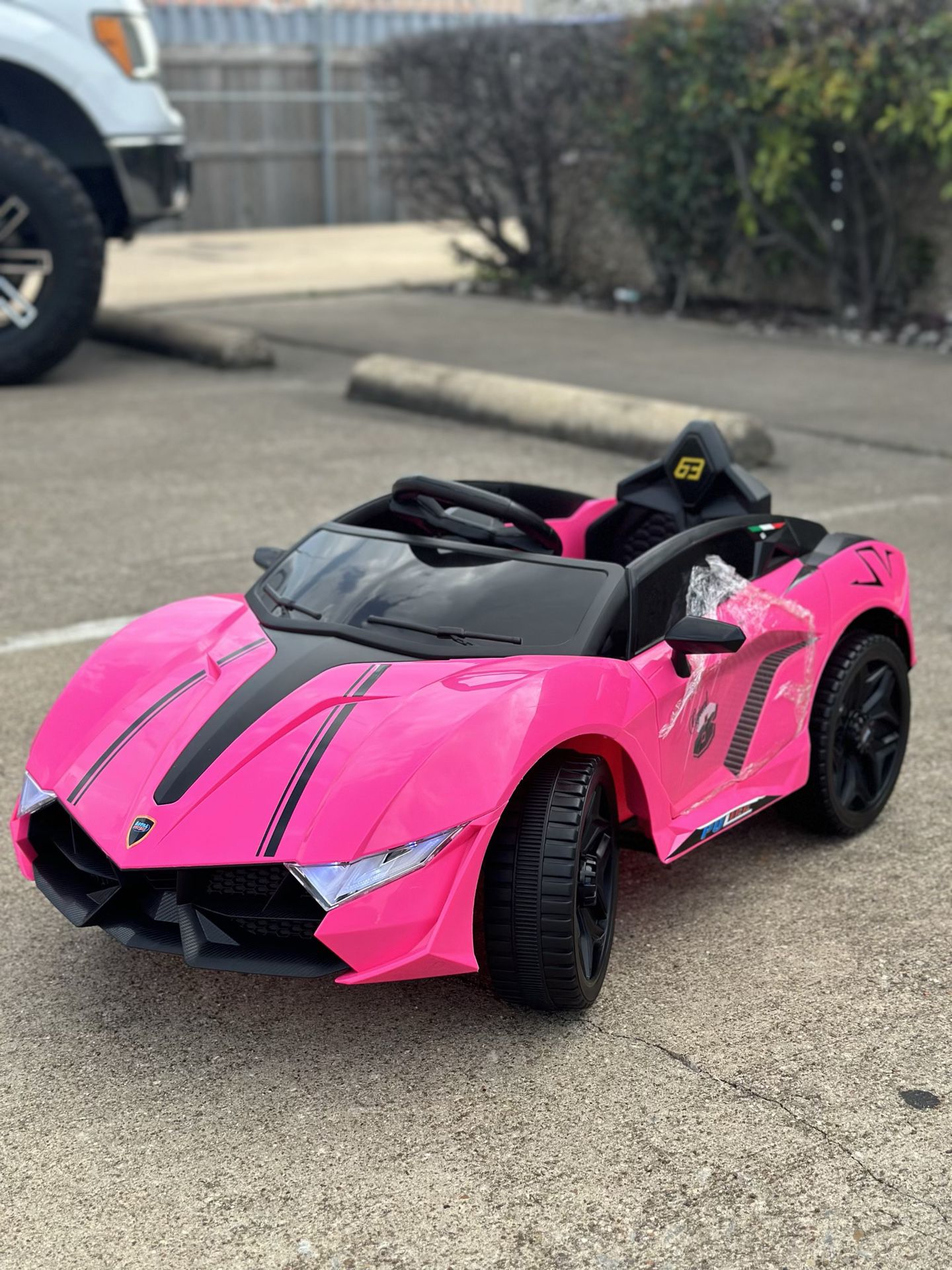 Concept Lamborghini 12V-The New Way To Ride In Style For Kids