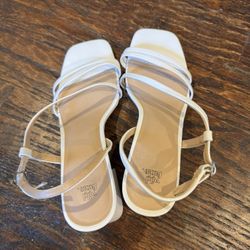 White Sandal Heals Size 10