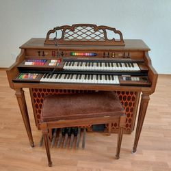 Vintage Kimball Swinger 700 Organ w/ Bench