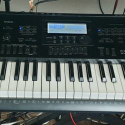 Casio WK-7600 Arranger Keyboard witg SD Card 