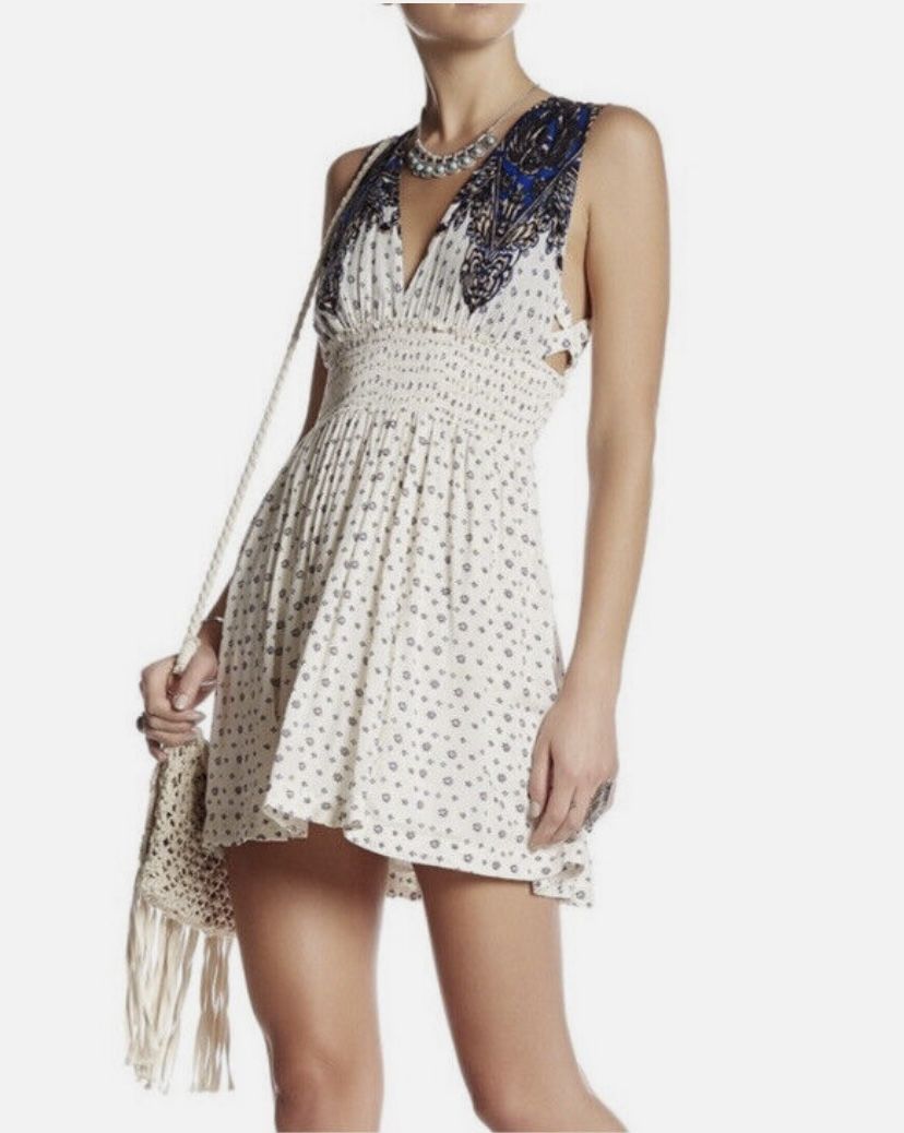 Brand new women’s Free People brand Walking Through Dreams Floral Tunic white and navy blue fit & flare dress Up For Sale