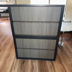 Modern 4-Drawer Dresser Chest