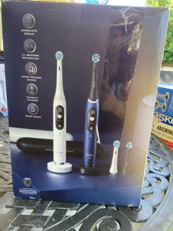 Oral -B toothbrush