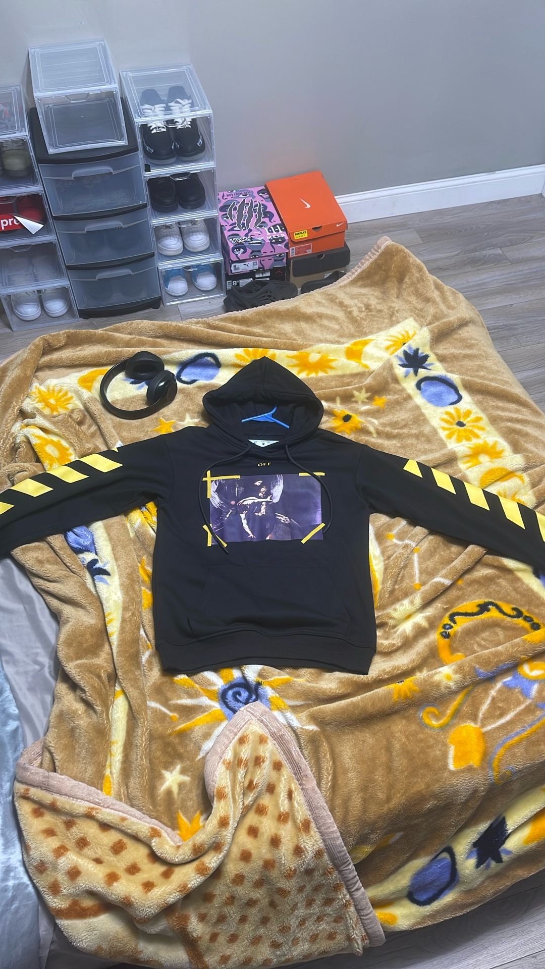 Black And Yellow Offwhite Hoodie