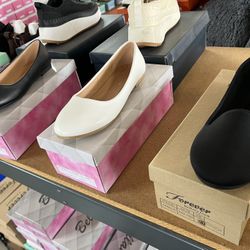 Beautiful Woman Shoes 3 Pairs For $20