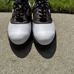NEW Apex Golf Shoes – Size 10.5– Maroon & White – Never Worn
