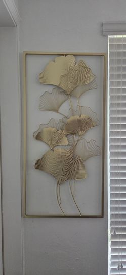 Gold Light Weight Wall Decoration