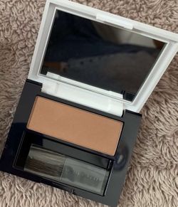 esteem Lauder Bronze