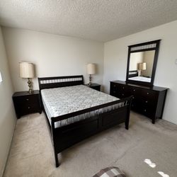 Coaster 4 pcs Bedroom Set, Queen Bed Frame with Box Spring and Mattress, Dresser and 2 Nightstands