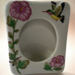 Hummingbird picture frame