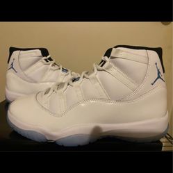 Jordan size 10 blue and white