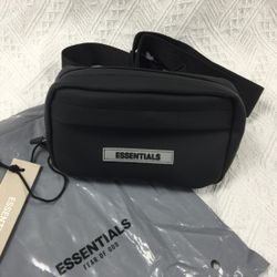 Men’s Essentials Sling Bag In Dark Slate/Stretch Limo/Black