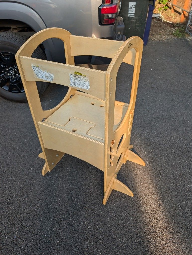 Safety Tower / Step Stool