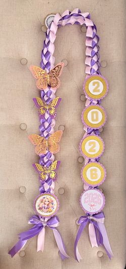 Rapunzel Grad Lei