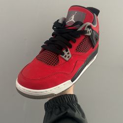 Jordan 4’s 