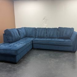 Gorgeous Tufted Sectional Sofa with Chaise - Delivery Available!