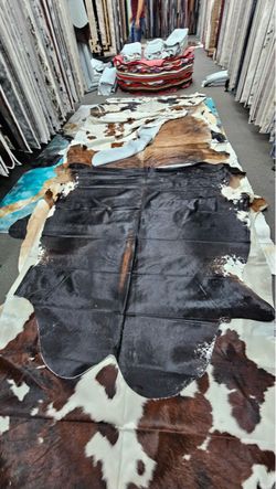 Natural Cowhide Rug Large