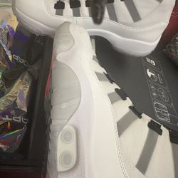 AIR JORDAN ADAPT SIZE 9 1/2 MENS