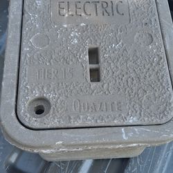 QUAZITE Underground Enclosure Assembly